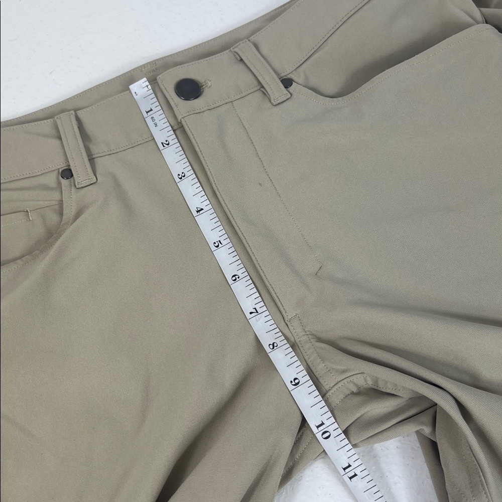 Lululemon  Sz 30 ABC Classic‎ Warpstream Straight Leg Pants Tan/Beige - Picture 7 of 10